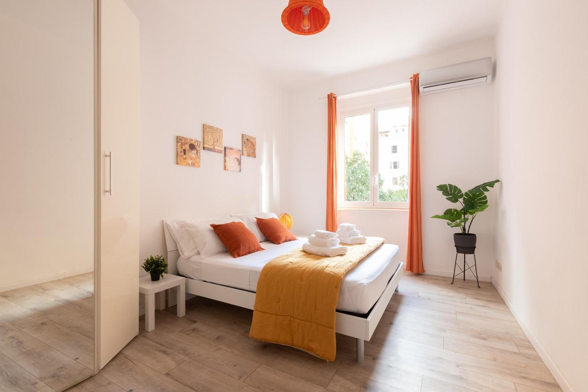 Appartamento 8 Min To Center - 400mt To Metroa, 4-6 Pax, 2 Bathrooms